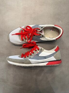 😎 Diesel Men's Gray, White & Red Low-Top Sneakers